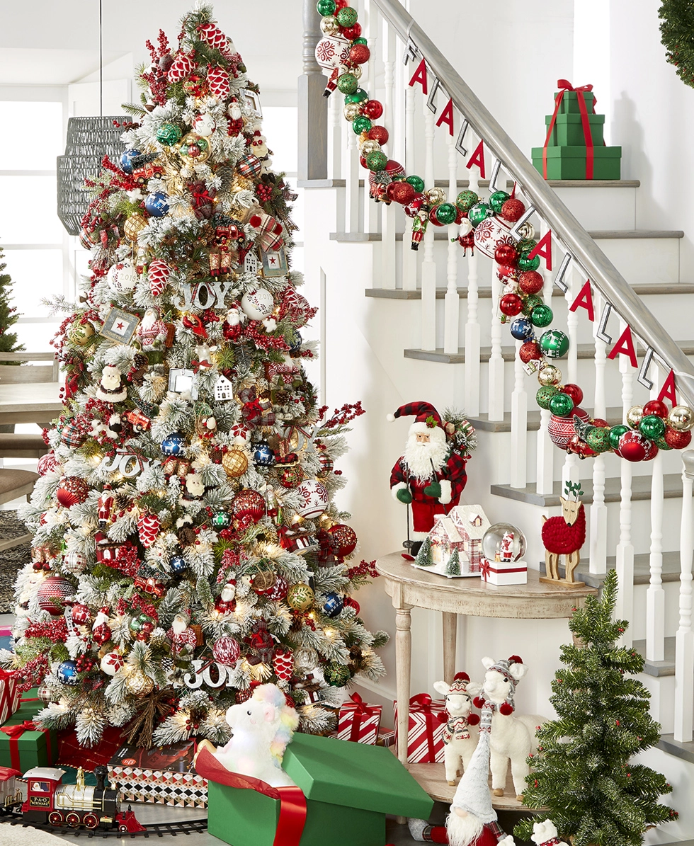 12 Themes for Christmas Decoration Ideas and More_y