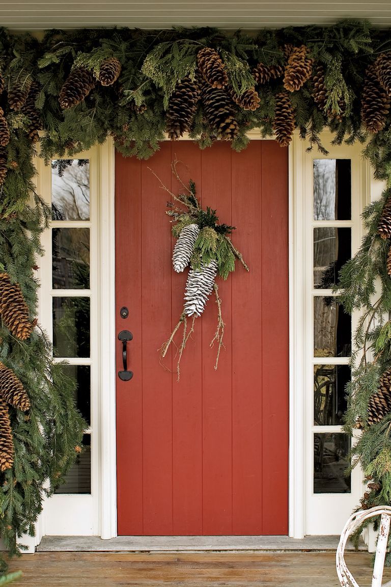 41 DIY Christmas Door Decorations – Holiday Door_yy (1)