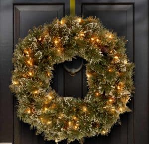 Garlands & Wreaths _ Christmas Decorations _ Christ